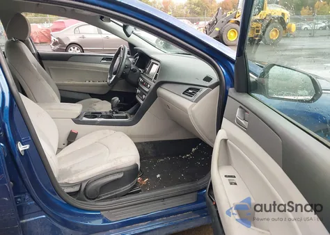 2019 Hyundai Sonata Sel z USA, uszkodzony, nr VIN 5NPE34AF3KH784087